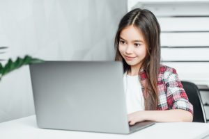 kids-learning-with-tab-odm-global-school-blogs.jpg